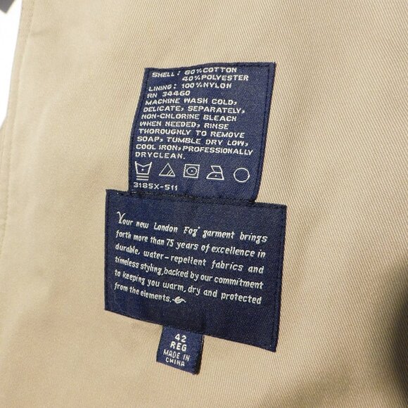 London Fog Khaki Double Breasted Trench Coat with Zip Out Liner 42 Reg Belted - Picture 5 of 15